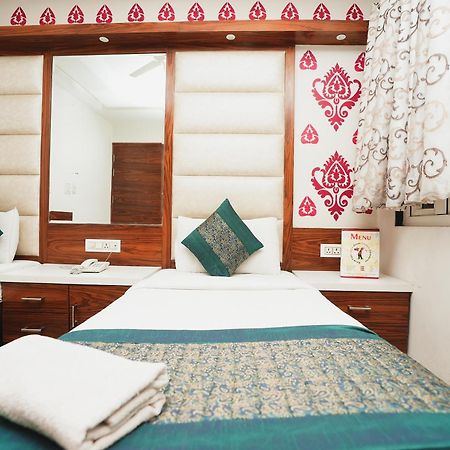 Hotel Kabir Palace Karol Bagh 뉴델리 외부 사진