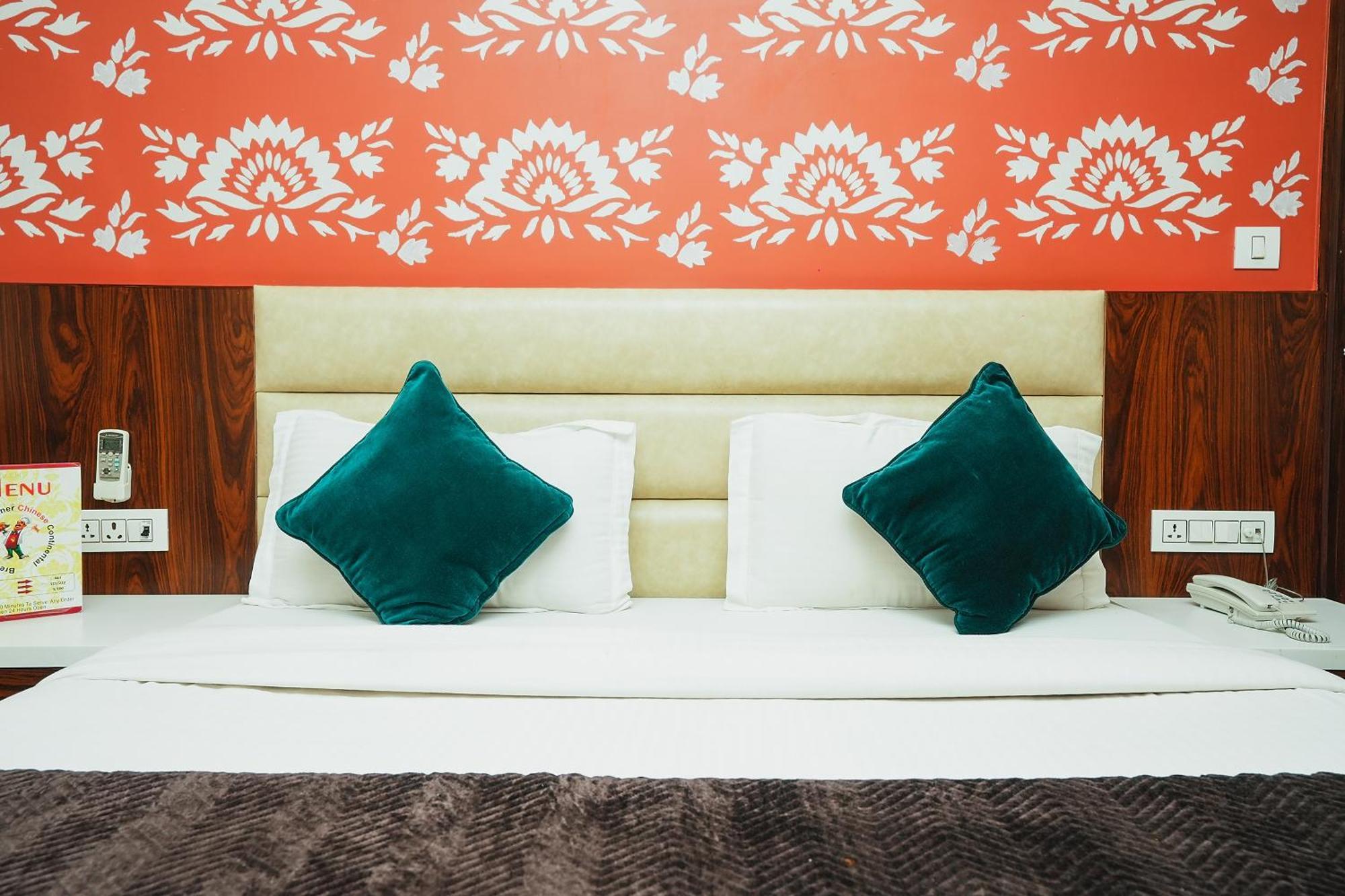Hotel Kabir Palace Karol Bagh 뉴델리 외부 사진