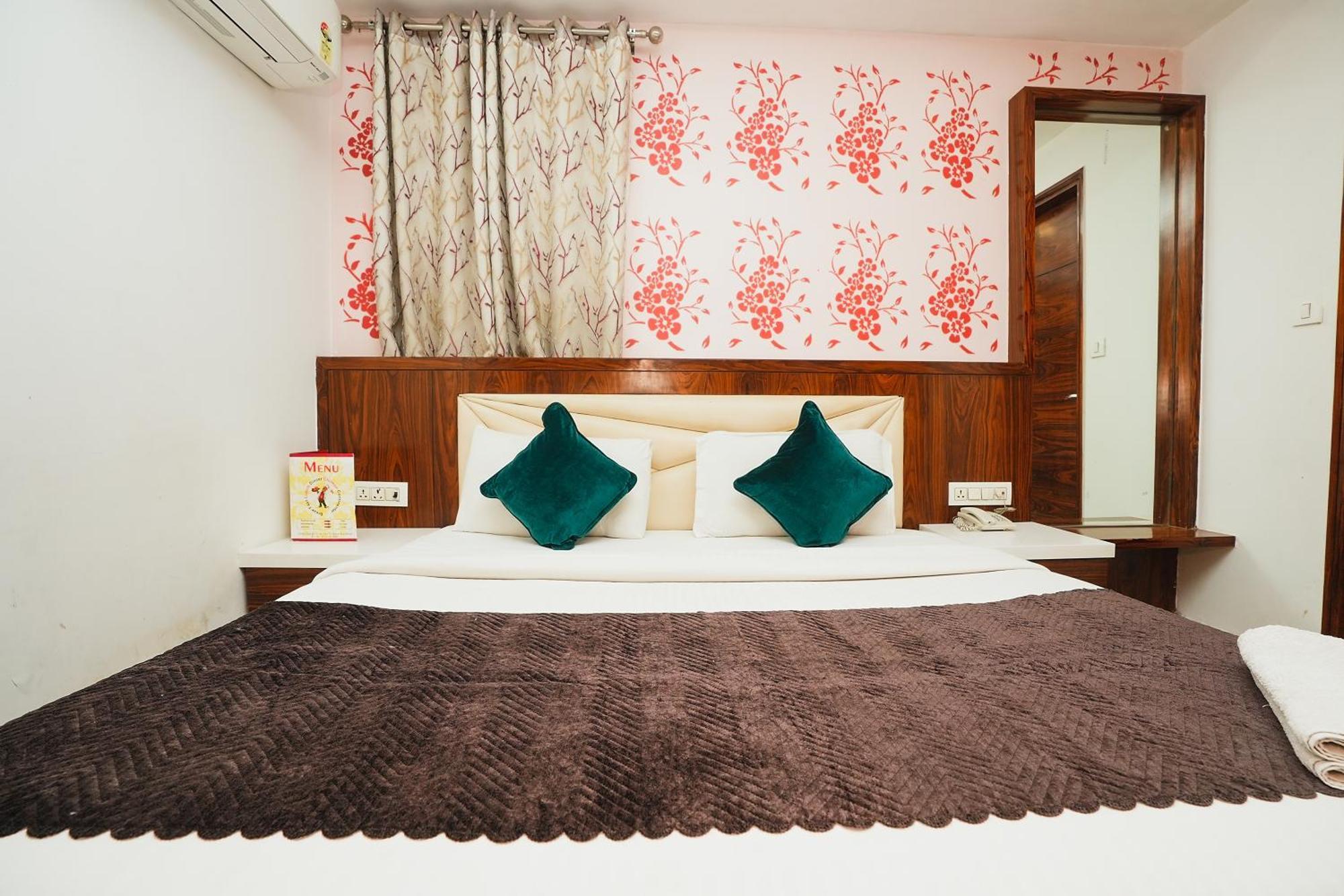 Hotel Kabir Palace Karol Bagh 뉴델리 외부 사진