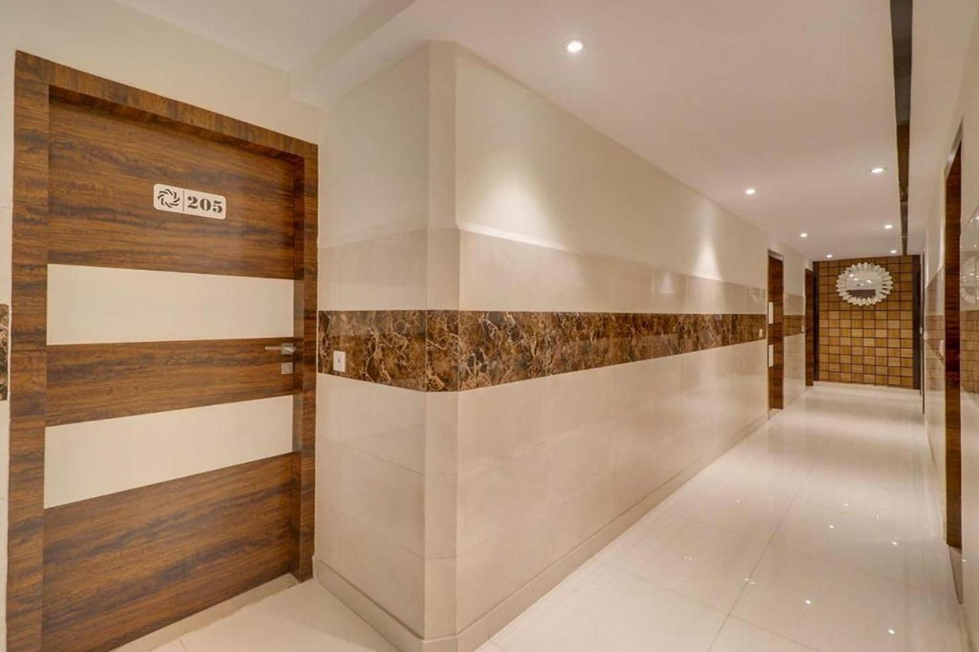 Hotel Kabir Palace Karol Bagh 뉴델리 외부 사진